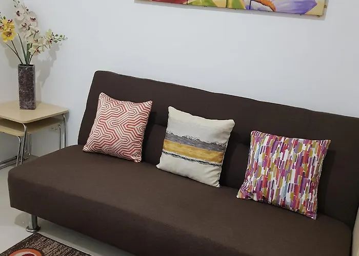 1br Fully Furnished Unit At Light Residences